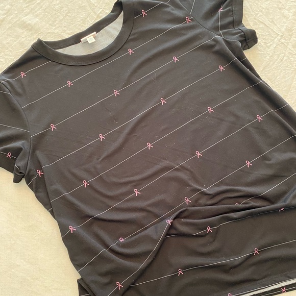Lularoe | pink ribbon on black “Liv” | 2xl - Picture 1 of 1